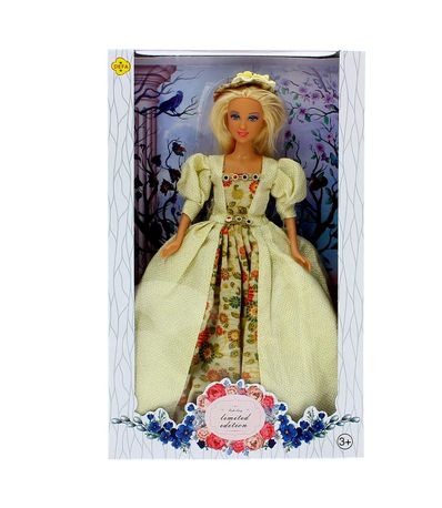 Poupee-habillee