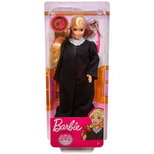 Barbie-je-peux-etre-un-juge-de-poupee_2