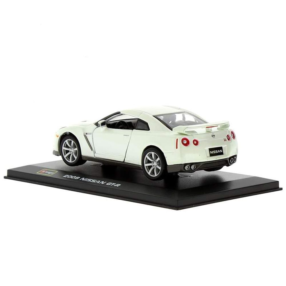 miniature nissan gtr