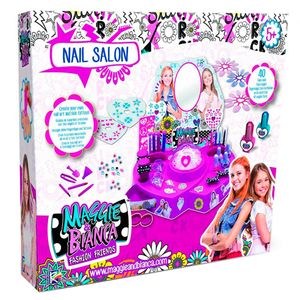 Maggie--amp--Bianca-Nail-Salon_1