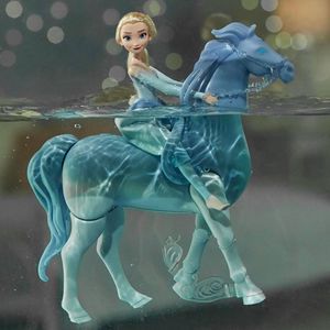 Figurines-aquatiques-Frozen-2-Elsa-et-Nokk_2