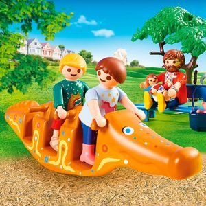 Playmobil-City-Life-Adventure-Playground_1