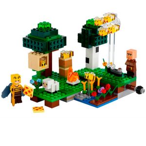 Lego-Minecraft-Minecraft-The-Bee-Farm_1
