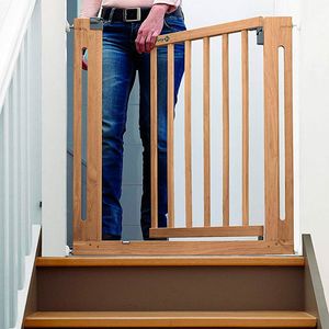 Barriere-de-porte-naturelle-Easy-Close-Safety-1st_5