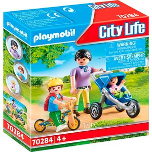 Mae-Playmobil-City-Life-com-criancas