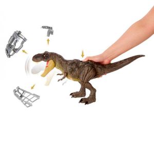 Jurassic-World-T-Rex-Stomp-and-Strike_6