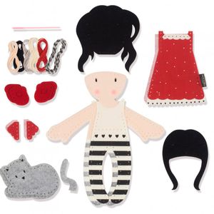 Gorjuss-Costure-sua-Boneca-Ruby_1