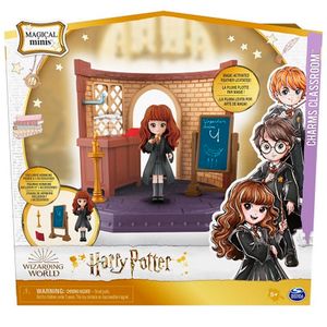 Harry-Potter-Magic-Playset-Classroom-Charms_2