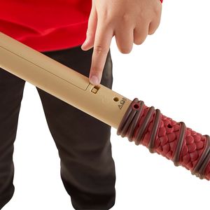 Baton-Shang-Chi-avec-effets-de-combat_1
