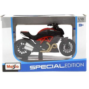 Moto-miniature-Echelle-1-18-Assortiment_29