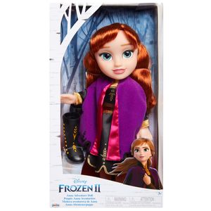 Robe-de-Voyage-Anna-Frozen-2-Doll_1