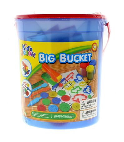 Grande-Balde-com-Plasticina