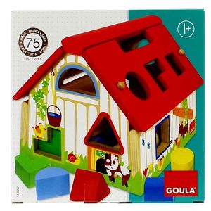 Ferme-en-bois-avec-formes-geometriques