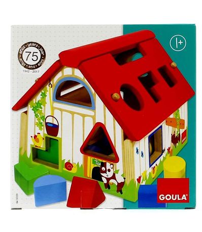 Ferme-en-bois-avec-formes-geometriques