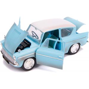 Harry-Potter-Ford-Anglia-Escala---Figura-1-24